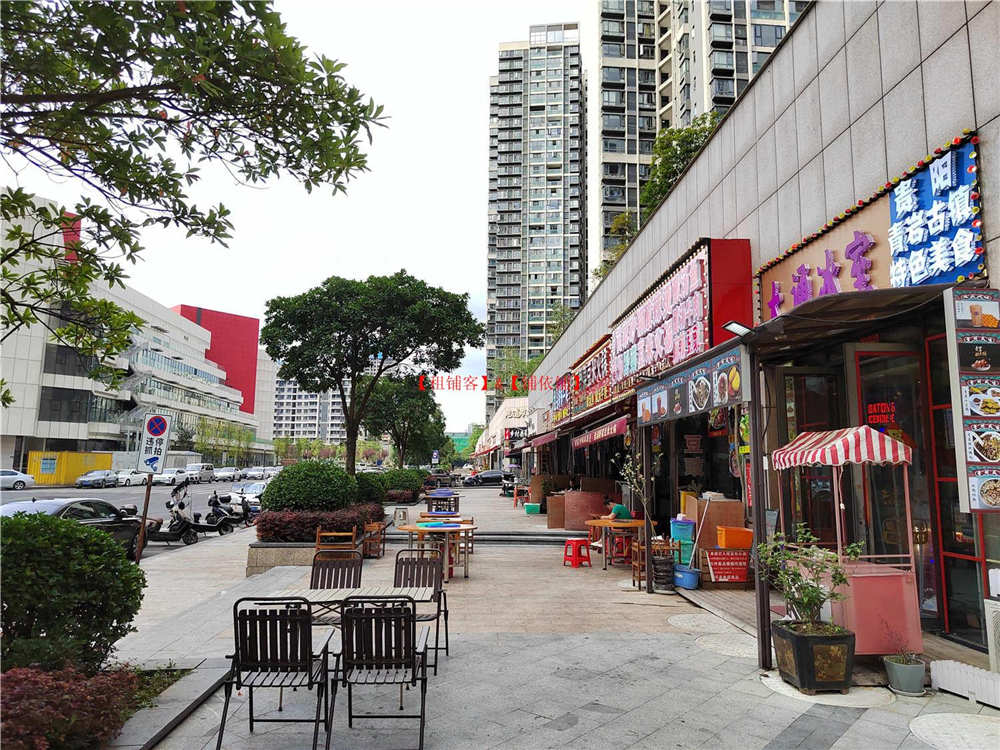 观山湖区金融城56平好位置有外摆区餐饮店转让
